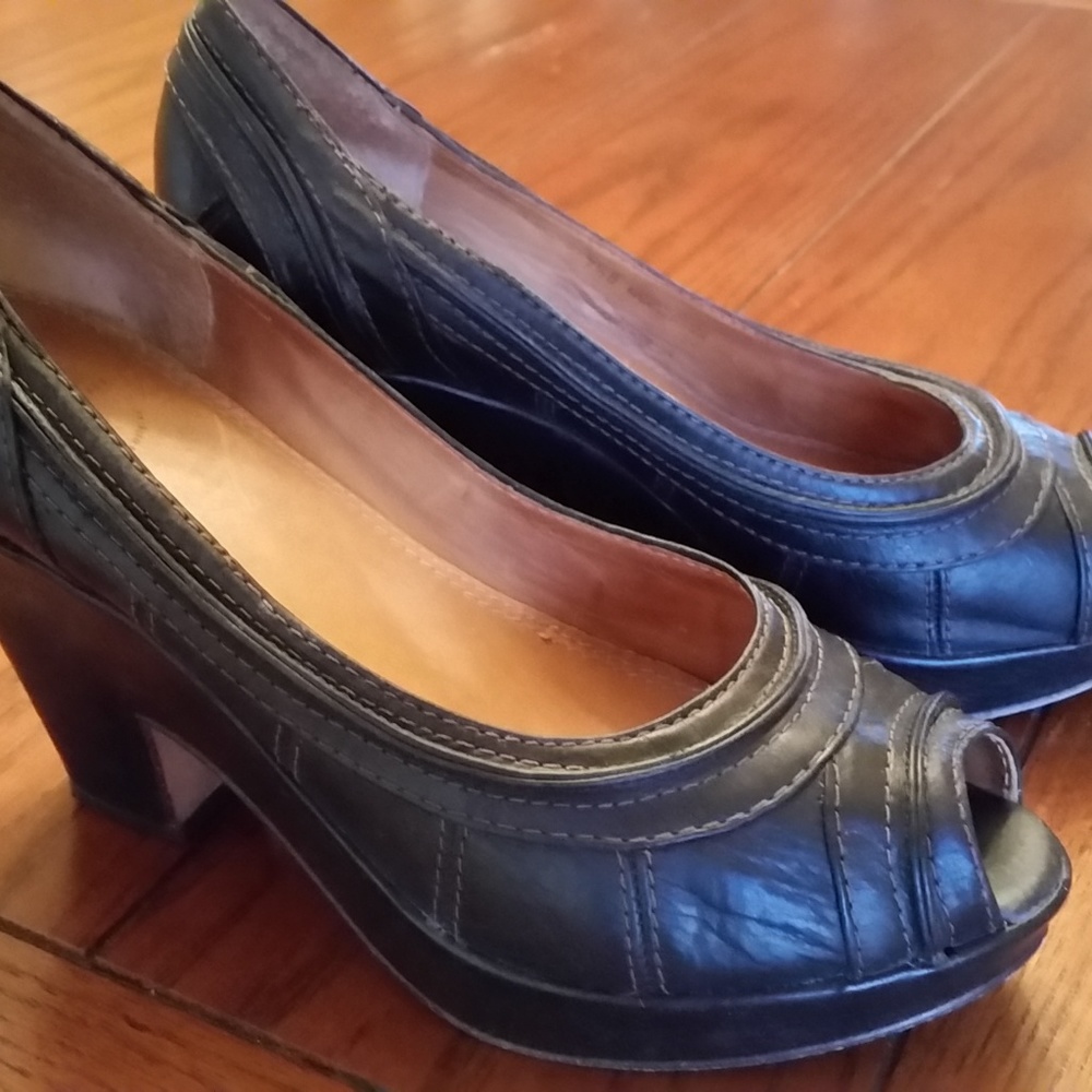 Frye peep toe pumps